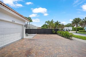 529 El Prado West Palm Beach, FL 33405 - MLS#A11882971