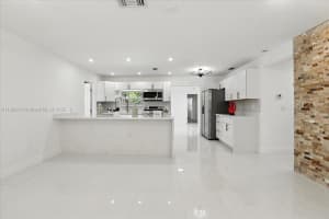 9207 Sw 49th Pl Cooper City, FL 33328 - MLS#A11882974