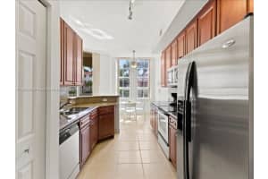 3001 Ne 185th St 121 Aventura, FL 33180 - MLS#A11883003