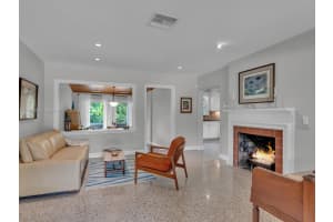 230 Beverly Rd West Palm Beach, FL 33405 - MLS#A11883045