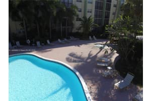 5300 Ne 24th Ter 422c Fort Lauderdale, FL 33308 - MLS#A11883063