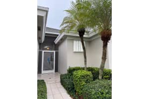 2415 Se 7th Pl, Homestead
