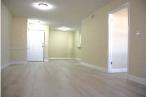 2820 N Oakland Forest Dr 109 Oakland Park, FL 33309 - MLS#A11883086