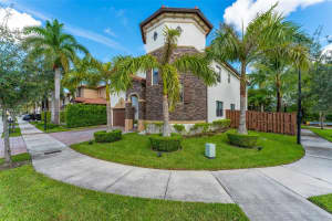 9805 Nw 89th Ter 0 Doral, FL 33178 - MLS#A11883111