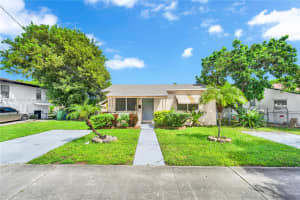 737 SW 8th Ave, Hallandale Beach, FL 33009, Sold 11/11/25