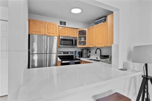 6530 W 27th Ave 13-61 Hialeah, FL 33016 - MLS#A11883117