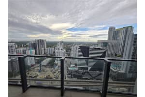 88 SW 7th St Apt 2402, Miami, FL 33130, Sold 06/09/26