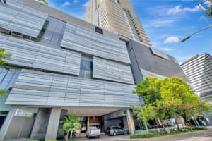 88 SW 7th St Apt 2402, Miami, FL 33130, Sold 06/09/26