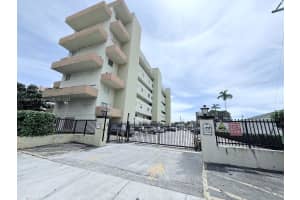 300 Nw 42nd Ave 109 Miami, FL 33126 - MLS#A11883197