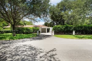 5810 Maggiore St 5810 Coral Gables, FL 33146 - MLS#A11883242