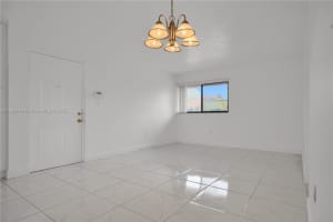 2740 W 61st St 204 Hialeah, FL 33016 - MLS#A11883244