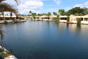 15512 Sharpecroft Dr, Miami Lakes