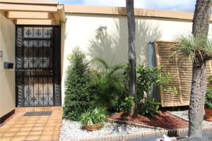 15512 Sharpecroft Dr Miami Lakes, FL 33014 - MLS#A11883249