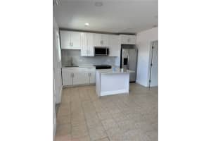 17 W 10th St 3 Hialeah, FL 33010 - MLS#A11883260