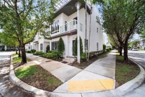 10560 Nw 64th Ter 10560 Doral, FL 33178 - MLS#A11883290