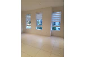 9133 Nw 33rd St Doral, FL 33172 - MLS#A11883295