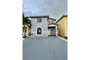 7211 W 24th Ave 2224 Hialeah, FL 33016 - MLS#A11883316