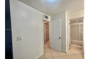 7135 Collins Ave 702 Miami Beach, FL 33141 - MLS#A11883326