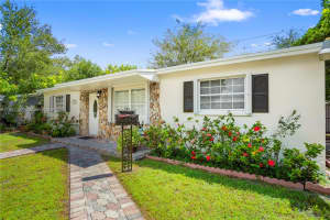 MLS# A11883337, Hollywood, Florida 33024