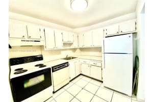 16950 Dixie A536 North Miami Beach, FL 33160 - MLS#A11883377