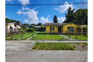 2365 Nw 79th Ter Miami, FL 33147 - MLS#A11883387