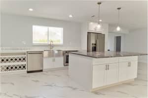 465 Nw 11th St Boca Raton, FL 33432 - MLS#A11883416