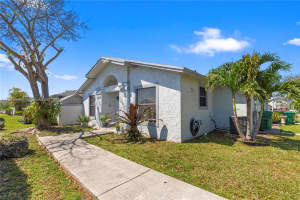 6493 Sw 152nd Pl 4-93 Miami, FL 33193 - MLS#A11883440