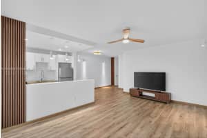 1334 Euclid Ave 10 Miami Beach, FL 33139 - MLS#A11883453