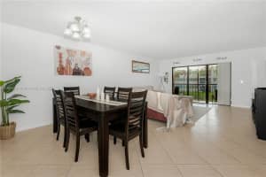 150 Lakeview Dr 205 Weston, FL 33326 - MLS#A11883461