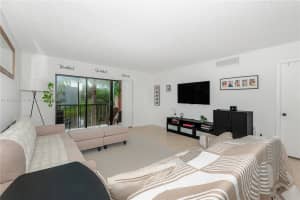 150 Lakeview Dr 205 Weston, FL 33326 - MLS#A11883461