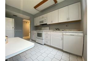 3801 Environ Blvd 212 Lauderhill, FL 33319 - MLS#A11883466