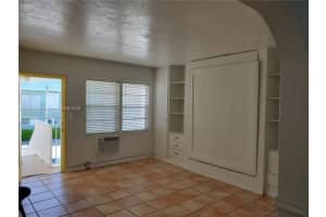 309 Crocus Ter 10 Hollywood, FL 33019 - MLS#A11883474