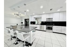 7005 Nw 94th Ave, Tamarac