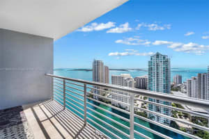 325 S Biscayne Blvd 4115, Miami