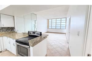 1351 Ne Miami Gardens Dr 1701e Miami, FL 33179 - MLS#A11883542