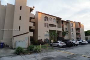 10661 Sw 108th Ave 3b, Miami