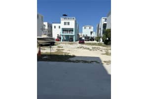 94825 Overseas Hwy Key Largo, FL 33037 - MLS#A11883562