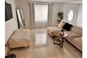 1906 Sw 28th St Fort Lauderdale, FL 33315 - MLS#A11883569