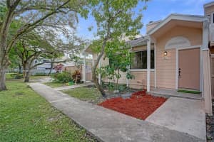 1846 Racquet Ct North Lauderdale, FL 33068 - MLS#A11883570