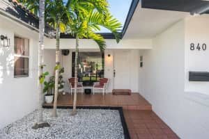 840 S Shore Dr Miami Beach, FL 33141 - MLS#A11883591