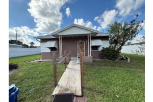 2450 Nw 157th St Rd, Miami Gardens