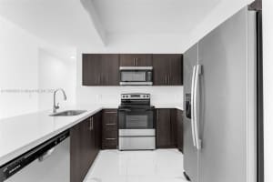 1 Curtiss Pkwy 326 Miami Springs, FL 33166 - MLS#A11883603
