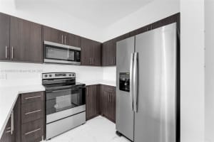 1 Curtiss Pkwy 326 Miami Springs, FL 33166 - MLS#A11883603