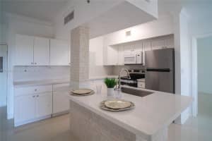 11650 Sw 2nd St 16206 Pembroke Pines, FL 33025 - MLS#A11883626