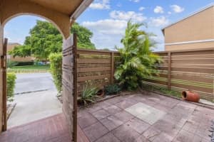 8101 Nw 71st Ct Tamarac, FL 33321 - MLS#A11883719