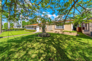 995 S Shore Dr Miami Beach, FL 33141 - MLS#A11883722