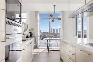 17301 Biscayne Blvd 2009 North Miami Beach, FL 33160 - MLS#A11883739