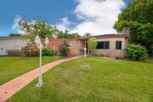 11490 W Biscayne Canal Rd Miami, FL 33161 - MLS#A11883749