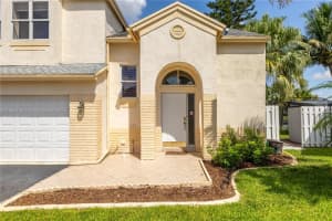 10931 Sw 10th Pl Davie, FL 33324 - MLS#A11883758