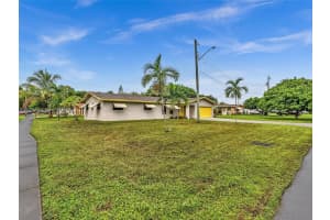 228 Sw 5th Ave Hallandale Beach, FL 33009 - MLS#A11883819